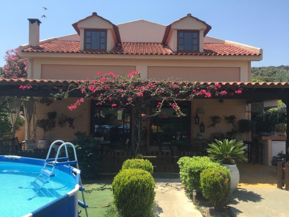 Rafina Great Feeling Villa Bagian luar foto