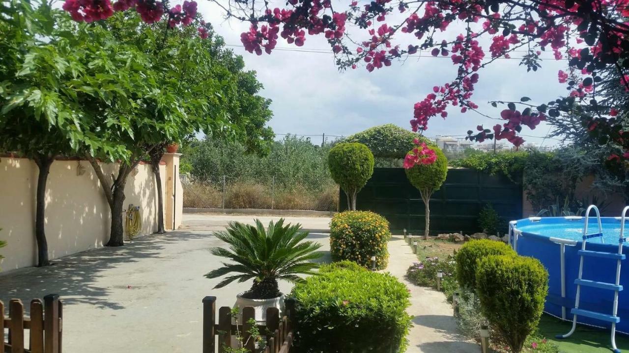 Rafina Great Feeling Villa Bagian luar foto